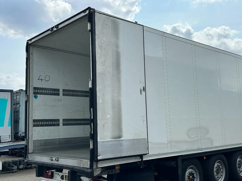 Schmitz Cargobull Carrier Maxima 1300 / SAF- Disc / Flower Width / Apk - مبردة نصف مقطورة: صور 5 Schmitz Cargobull Carrier Maxima 1300 / SAF- Disc / Flower Width / Apk - مبردة نصف مقطورة: صور 5
