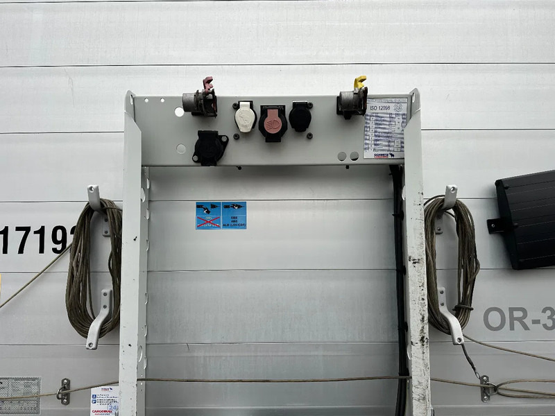 Schmitz Cargobull Schuifzeil met Coil / Rotos-Disc / APK 11-2026 - الخيمة نصف مقطورة: صور 5 Schmitz Cargobull Schuifzeil met Coil / Rotos-Disc / APK 11-2026 - الخيمة نصف مقطورة: صور 5