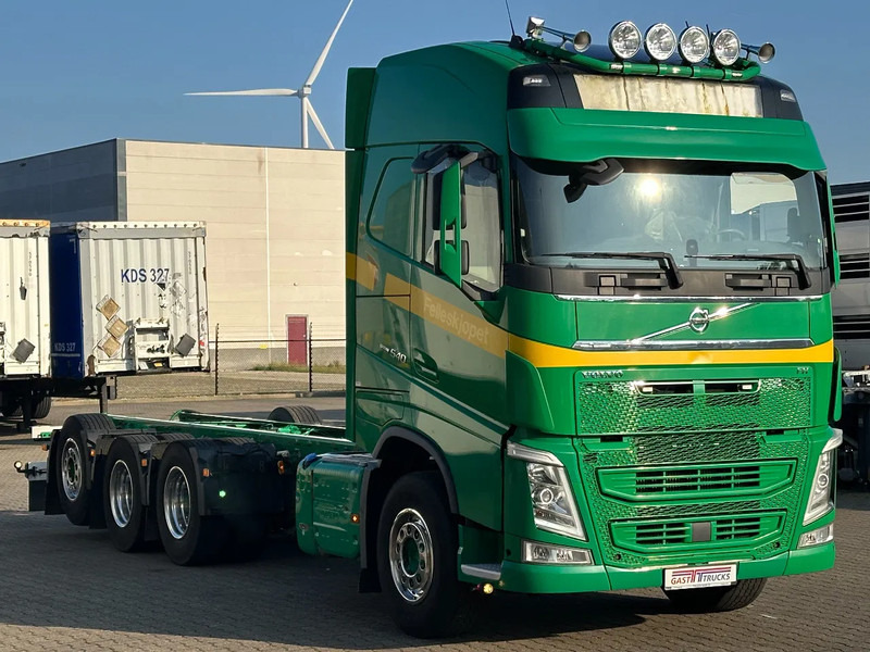 Volvo FH 13.540 Globe XL 8x4*4 Chassis Retarder *447 Tkm* - الشاسيه شاحنة: صور 3 Volvo FH 13.540 Globe XL 8x4*4 Chassis Retarder *447 Tkm* - الشاسيه شاحنة: صور 3