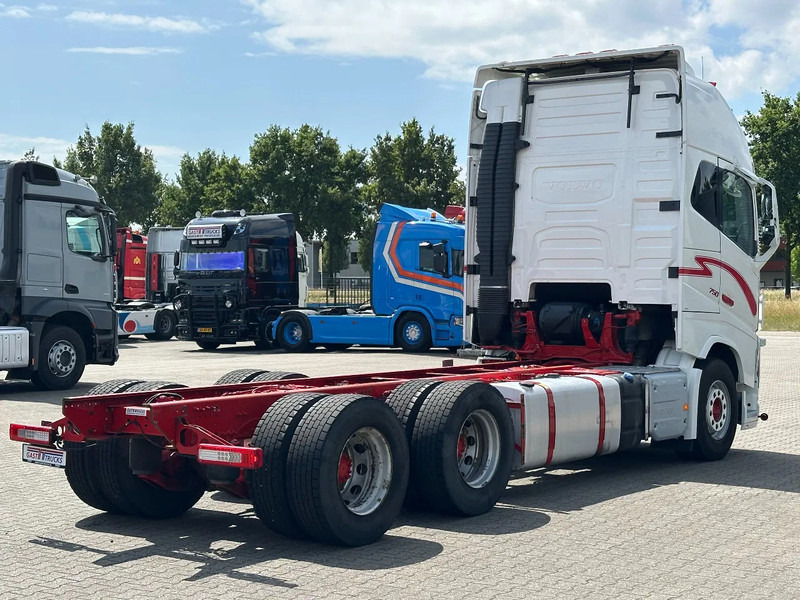 Volvo FH 16.750 6x4 Globe XL Chassis Retarder 4.30 Wb Full Air - الشاسيه شاحنة: صور 3 Volvo FH 16.750 6x4 Globe XL Chassis Retarder 4.30 Wb Full Air - الشاسيه شاحنة: صور 3