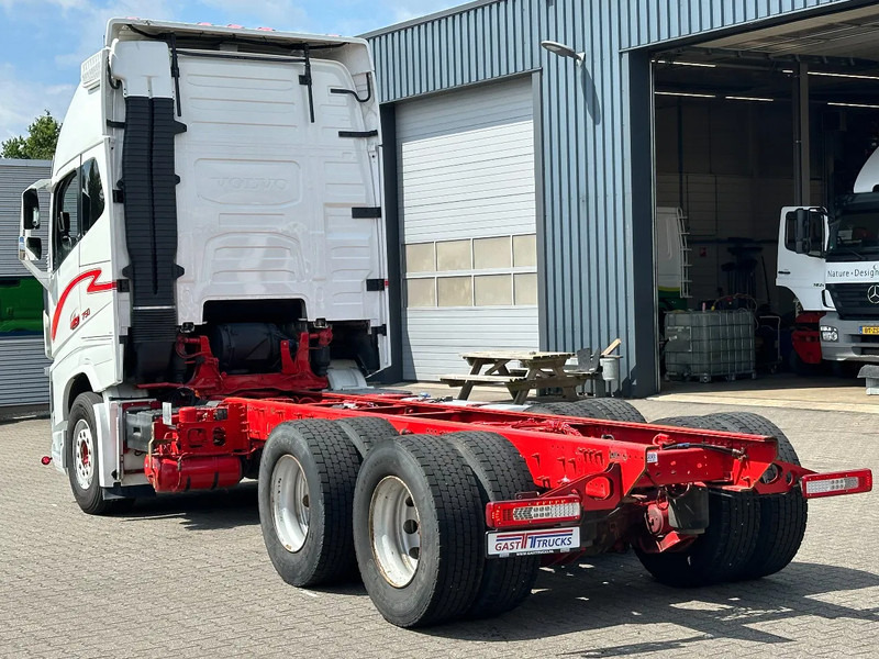 Volvo FH 16.750 6x4 Globe XL Chassis Retarder 4.30 Wb Full Air - الشاسيه شاحنة: صور 4 Volvo FH 16.750 6x4 Globe XL Chassis Retarder 4.30 Wb Full Air - الشاسيه شاحنة: صور 4