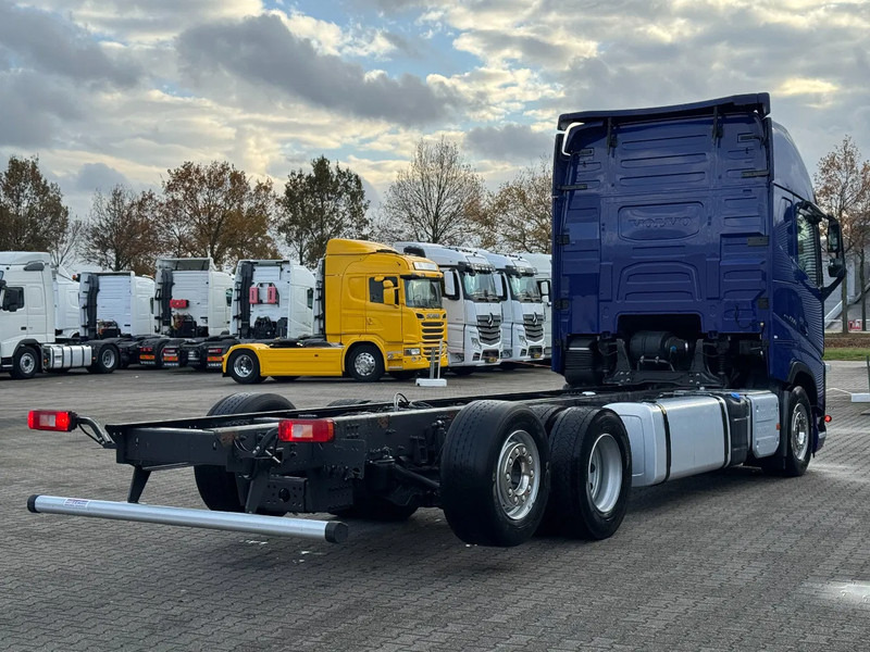 Volvo FH 460 6x2 Globetrotter XL WB 4.90mtr - الشاسيه شاحنة: صور 3 Volvo FH 460 6x2 Globetrotter XL WB 4.90mtr - الشاسيه شاحنة: صور 3