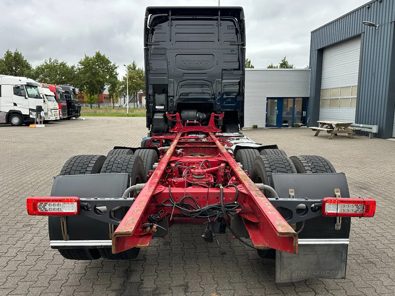 Volvo FH 540 6x2 Globe XL - Retarder - Dual Clutch - 4.30 WB - Full Air - الشاسيه شاحنة: صور 5 Volvo FH 540 6x2 Globe XL - Retarder - Dual Clutch - 4.30 WB - Full Air - الشاسيه شاحنة: صور 5