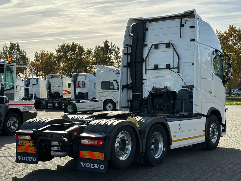 Volvo FH 540 XL 6x2 Retarder / 2 Tank / Full Air / Euro 6 - شاحنة جرار: صور 3 Volvo FH 540 XL 6x2 Retarder / 2 Tank / Full Air / Euro 6 - شاحنة جرار: صور 3