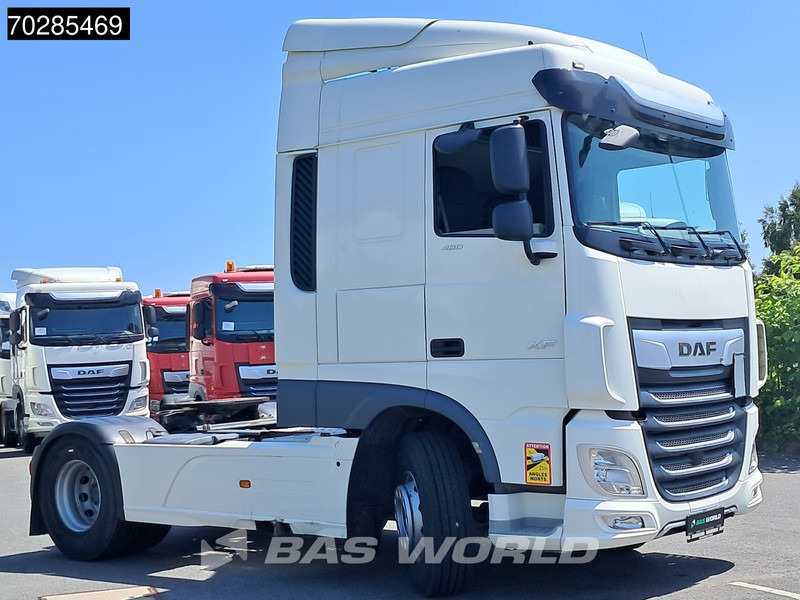 DAF XF 480 4X2 SC Standklima ACC LED - شاحنة جرار: صور 3 DAF XF 480 4X2 SC Standklima ACC LED - شاحنة جرار: صور 3