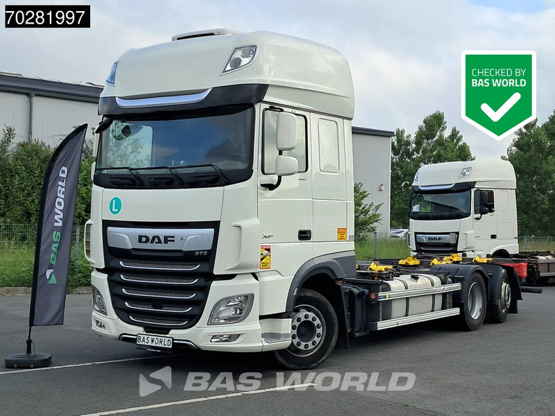 DAF XF 480 6X2 SSC Retarder 2x Tanks Lift+Lenkachse Standklima ACC LED - شاحنات الحاويات/ جسم علوي قابل للتغيير شاحنة: صور 1 DAF XF 480 6X2 SSC Retarder 2x Tanks Lift+Lenkachse Standklima ACC LED - شاحنات الحاويات/ جسم علوي قابل للتغيير شاحنة: صور 1