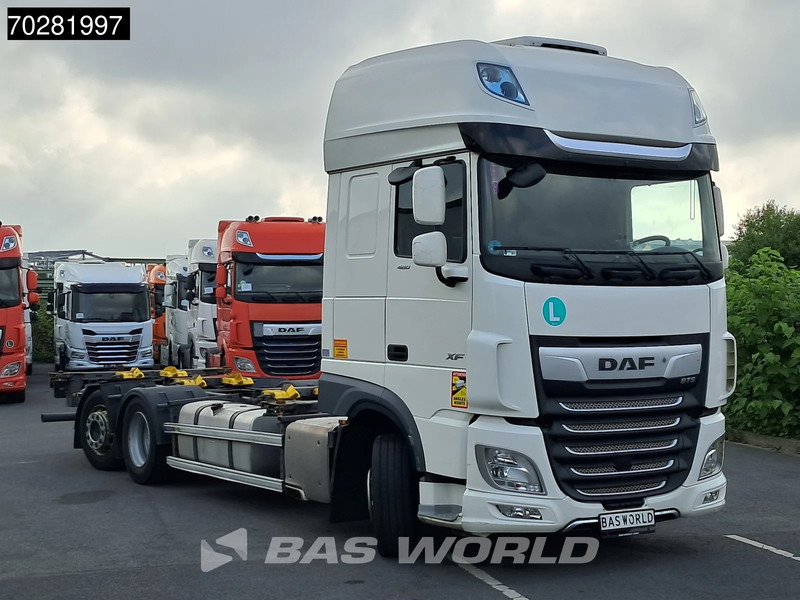 DAF XF 480 6X2 SSC Retarder 2x Tanks Lift+Lenkachse Standklima ACC LED - شاحنات الحاويات/ جسم علوي قابل للتغيير شاحنة: صور 3 DAF XF 480 6X2 SSC Retarder 2x Tanks Lift+Lenkachse Standklima ACC LED - شاحنات الحاويات/ جسم علوي قابل للتغيير شاحنة: صور 3
