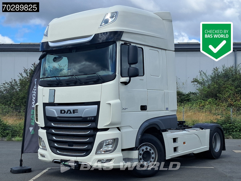 DAF XF 530 4X2 SSC Retarder 2xTanks ACC Euro 6 - شاحنة جرار: صور 1 DAF XF 530 4X2 SSC Retarder 2xTanks ACC Euro 6 - شاحنة جرار: صور 1