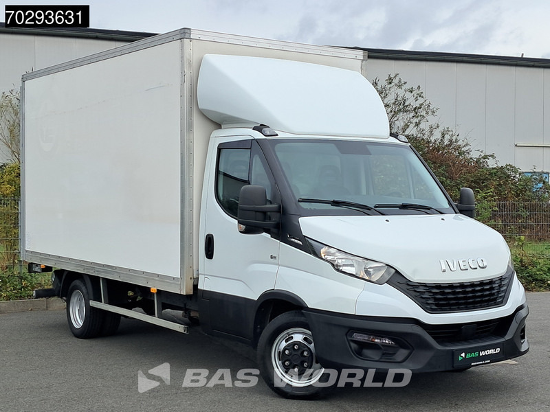 Iveco Daily 35C16 Automatik Ladebordwand 160PS Koffer Doppelbereifung Klima Tempomat Euro6 20m3 A/C Cruise control - الشاحنات الصغيرة صندوق مغلق: صور 2 Iveco Daily 35C16 Automatik Ladebordwand 160PS Koffer Doppelbereifung Klima Tempomat Euro6 20m3 A/C Cruise control - الشاحنات الصغيرة صندوق مغلق: صور 2