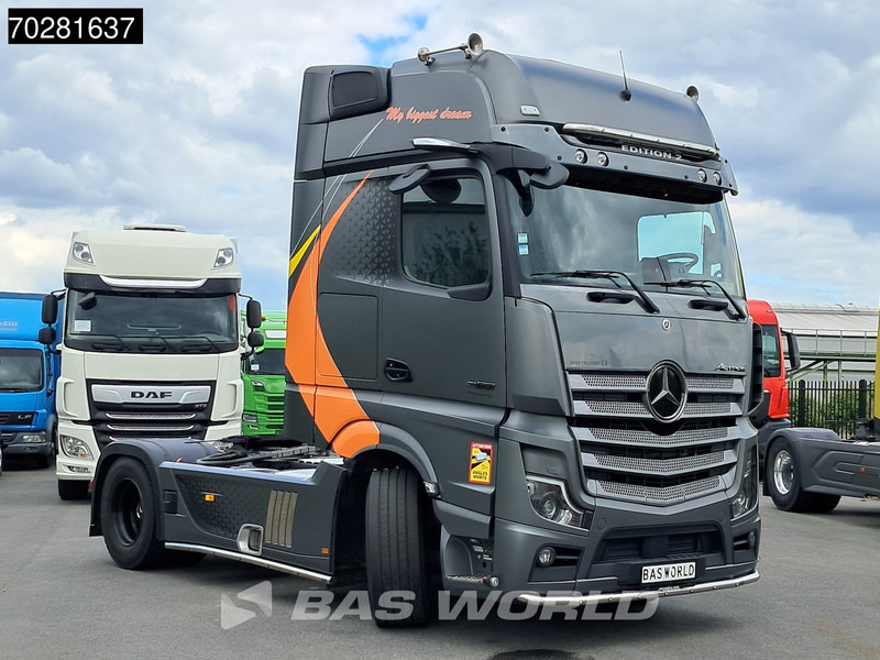 Mercedes-Benz Actros 2163 4X2 Edition 2! GigaSpace Retarder Full-Air Hydraulik - شاحنة جرار: صور 3 Mercedes-Benz Actros 2163 4X2 Edition 2! GigaSpace Retarder Full-Air Hydraulik - شاحنة جرار: صور 3