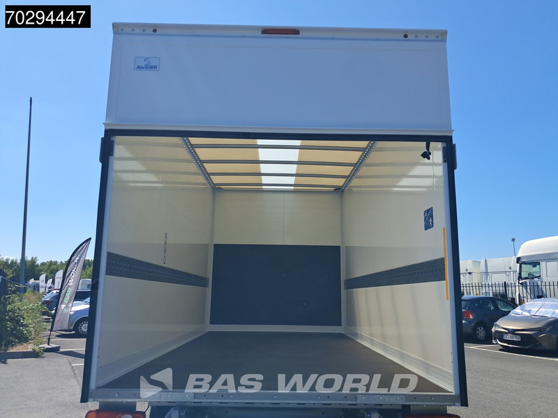 Volkswagen Crafter 177pk Neu! Automatik 2025 Facelift Koffer Ladebordwand Navi Klima Tempomat LED Euro6 21m3 A/C Cruise control - الشاحنات الصغيرة صندوق مغلق: صور 3 Volkswagen Crafter 177pk Neu! Automatik 2025 Facelift Koffer Ladebordwand Navi Klima Tempomat LED Euro6 21m3 A/C Cruise control - الشاحنات الصغيرة صندوق مغلق: صور 3