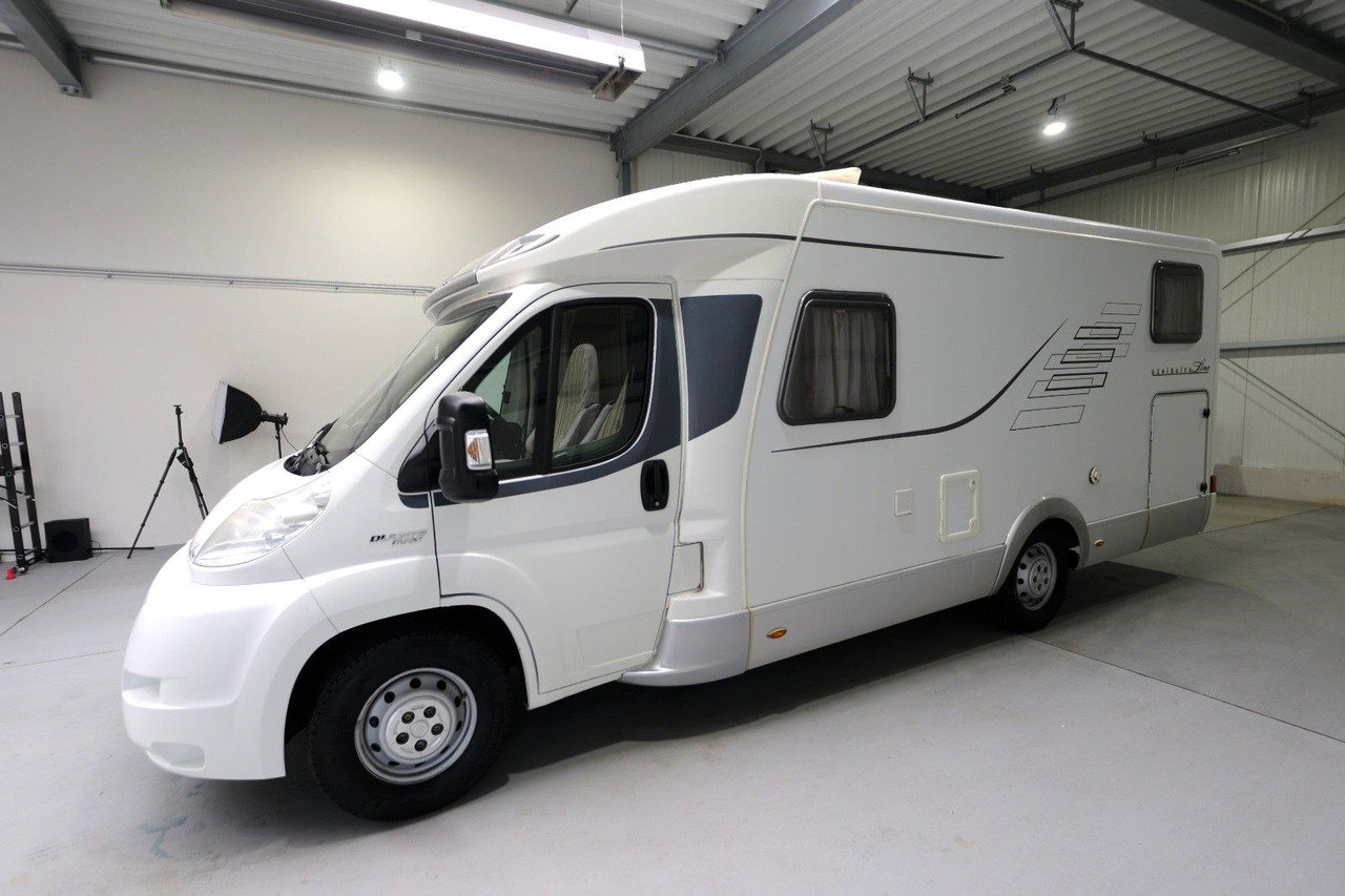 HYMER / ERIBA / HYMERCAR Tramp T 674 Cl Exclusive Line/Einzelbetten/Klima - موتر هوم شبه متكامل: صور 3 HYMER / ERIBA / HYMERCAR Tramp T 674 Cl Exclusive Line/Einzelbetten/Klima - موتر هوم شبه متكامل: صور 3