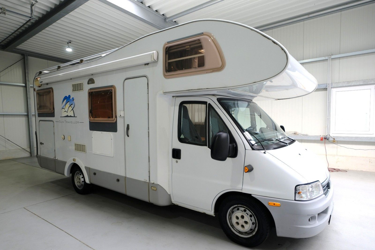 Knaus Sun Traveller 658 LG/Festbett/ DPF Grün/Garage - موتر هوم سقف عالي: صور 1 Knaus Sun Traveller 658 LG/Festbett/ DPF Grün/Garage - موتر هوم سقف عالي: صور 1