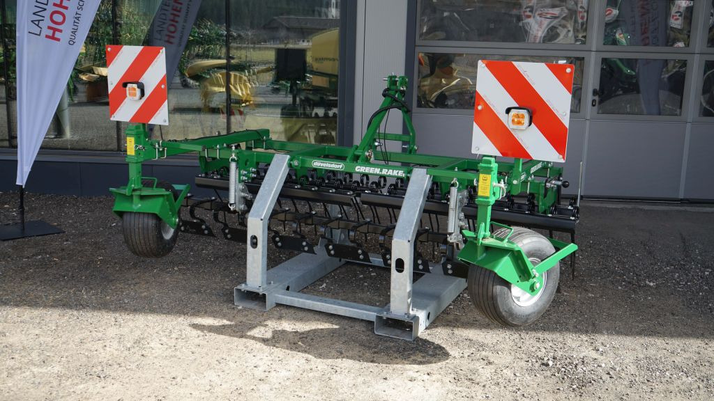 Düvelsdorf GREEN.RAKE vario 2,5m (20605) - مشط العشب: صور 2 Düvelsdorf GREEN.RAKE vario 2,5m (20605) - مشط العشب: صور 2