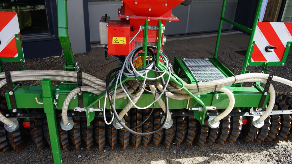 Düvelsdorf TERRA.ROLLER eco 3 m (20607) - مشط العشب: صور 4 Düvelsdorf TERRA.ROLLER eco 3 m (20607) - مشط العشب: صور 4