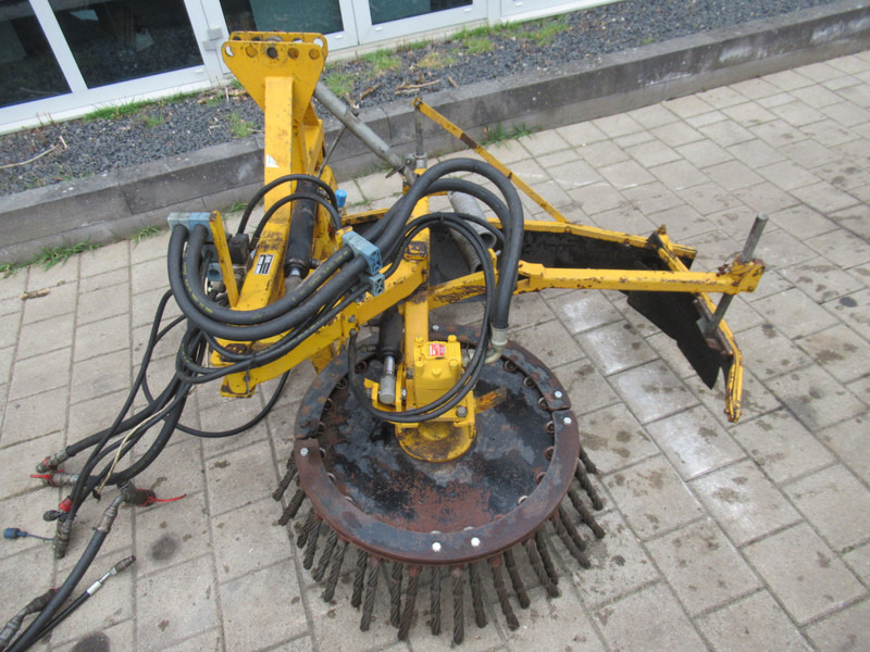 HWH RH-25315 Onkruidborstel Zwaar + HYDRO unit - سياره كنس شوارع: صور 3 HWH RH-25315 Onkruidborstel Zwaar + HYDRO unit - سياره كنس شوارع: صور 3