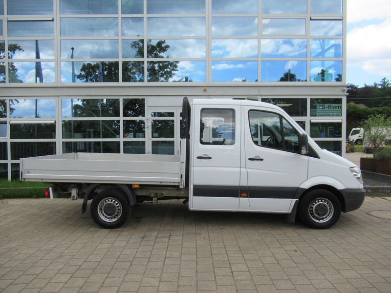 Mercedes-Benz Sprinter 211 CDI DOKA Dubbelcabine AIRCO - الشاحنات الصغيرة المسطحة, الشاحنات الصغيرة كابينة مزدوجة: صور 2 Mercedes-Benz Sprinter 211 CDI DOKA Dubbelcabine AIRCO - الشاحنات الصغيرة المسطحة, الشاحنات الصغيرة كابينة مزدوجة: صور 2