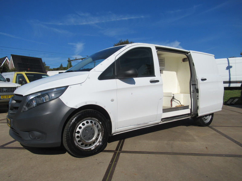 Mercedes-Benz Vito 639/5 4x4 113CDI DENSO koelinbouw - الشاحنات الصغيرة المبردة: صور 3 Mercedes-Benz Vito 639/5 4x4 113CDI DENSO koelinbouw - الشاحنات الصغيرة المبردة: صور 3