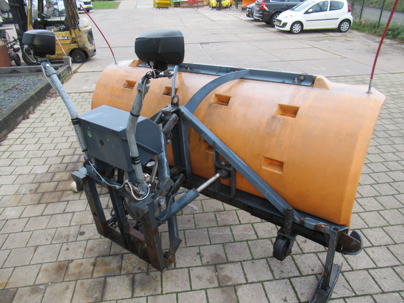 NIDO SNK 240-R EPZ 24V 270CM Schneepflug Snow Plow Sneeuwploeg - جرافة ثلج: صور 4 NIDO SNK 240-R EPZ 24V 270CM Schneepflug Snow Plow Sneeuwploeg - جرافة ثلج: صور 4