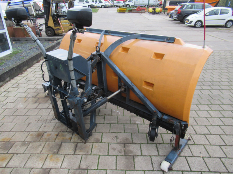 NIDO SNK 240-R EPZ 24V 270CM Schneepflug Snow Plow Sneeuwploeg - جرافة ثلج: صور 4 NIDO SNK 240-R EPZ 24V 270CM Schneepflug Snow Plow Sneeuwploeg - جرافة ثلج: صور 4