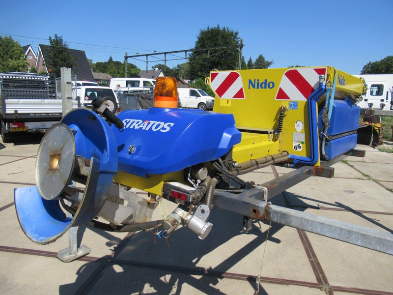 NIDO Stratos B06L-24 VCLN-350 Hydro zoutstrooier 0,6m3 + 350L - ماكينة تنظيف: صور 2 NIDO Stratos B06L-24 VCLN-350 Hydro zoutstrooier 0,6m3 + 350L - ماكينة تنظيف: صور 2