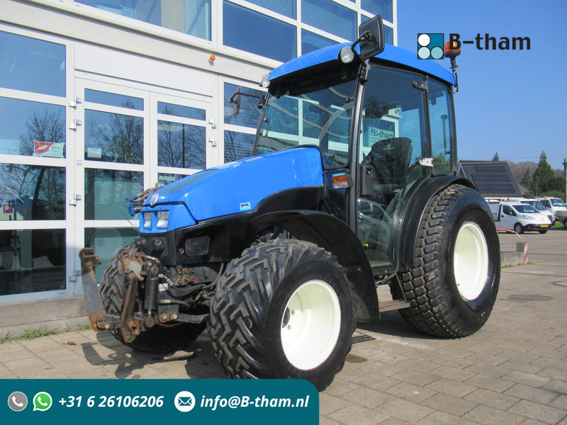 New Holland TCE 55 4WD Zuidberg Front Hef + PTO - جرار: صور 1 New Holland TCE 55 4WD Zuidberg Front Hef + PTO - جرار: صور 1