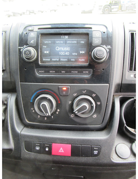 فان المدمجة Peugeot Boxer 330 2.2 HDI 96KW L2H2 XR Airco Klima Flitsers: صور 9 فان المدمجة Peugeot Boxer 330 2.2 HDI 96KW L2H2 XR Airco Klima Flitsers: صور 9