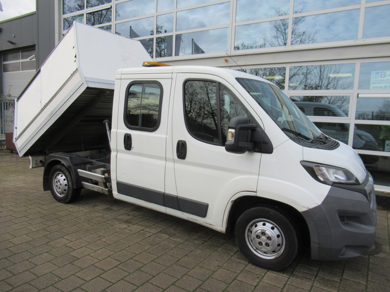 Peugeot Boxer 335 2.2 HDI L2 XR DOKA Dubbelcabine Veegvuilkipper - قلاب صغير, الشاحنات الصغيرة كابينة مزدوجة: صور 3 Peugeot Boxer 335 2.2 HDI L2 XR DOKA Dubbelcabine Veegvuilkipper - قلاب صغير, الشاحنات الصغيرة كابينة مزدوجة: صور 3