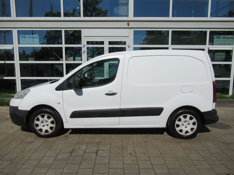 Peugeot Partner 122 1.6 HDI L1XT Pro+ AIRCO 3-Zitpl./Seats - فان المدمجة: صور 2 Peugeot Partner 122 1.6 HDI L1XT Pro+ AIRCO 3-Zitpl./Seats - فان المدمجة: صور 2