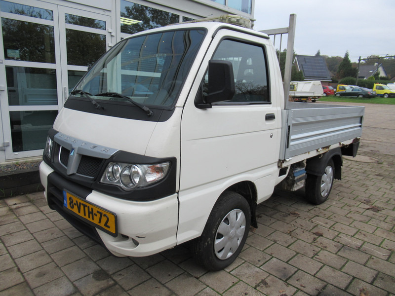 Piaggio Porter 1.3i 46KW Extra PICKUP Bi-Fuel Benzine - CNG - الشاحنات الصغيرة المسطحة: صور 3 Piaggio Porter 1.3i 46KW Extra PICKUP Bi-Fuel Benzine - CNG - الشاحنات الصغيرة المسطحة: صور 3