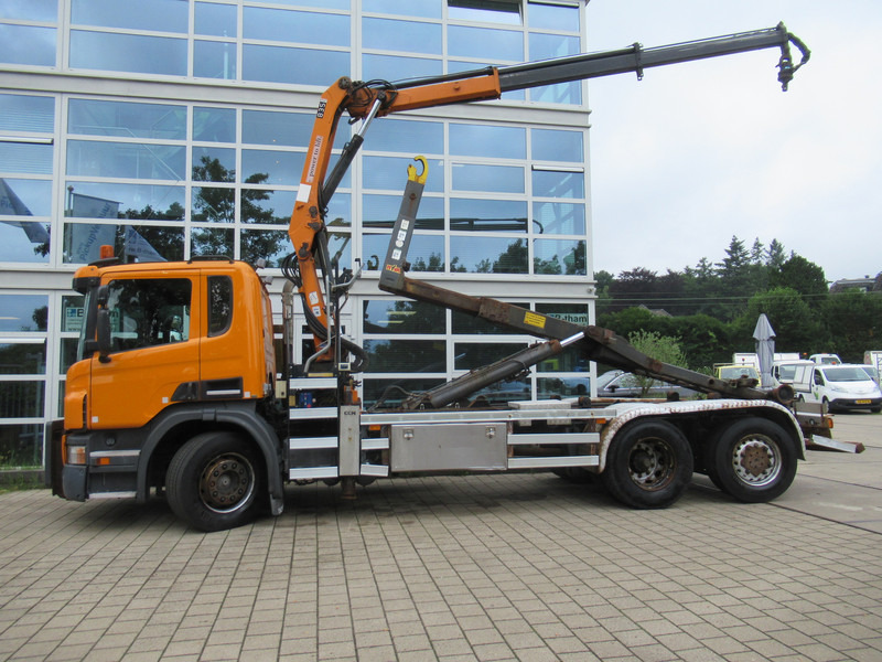 Scania P 320 B 6x2*4 + HMF 835 + HYVA Haakarm - شاحنة ذات الخطاف, شاحنة كرين: صور 3 Scania P 320 B 6x2*4 + HMF 835 + HYVA Haakarm - شاحنة ذات الخطاف, شاحنة كرين: صور 3