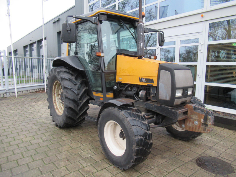 Valtra 700 4x2 VALMET - جرار: صور 2 Valtra 700 4x2 VALMET - جرار: صور 2