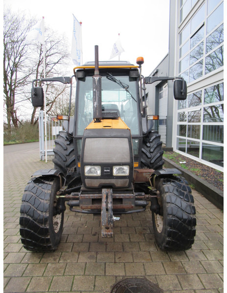Valtra 700 4x2 VALMET - جرار: صور 4 Valtra 700 4x2 VALMET - جرار: صور 4
