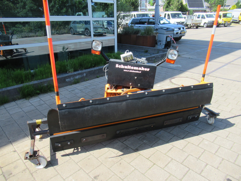Villeton Jean LMT 20.50 208CM 12V Schneepflug Sneeuwschuif Snow Plow - كاسحة ثلوج: صور 3 Villeton Jean LMT 20.50 208CM 12V Schneepflug Sneeuwschuif Snow Plow - كاسحة ثلوج: صور 3