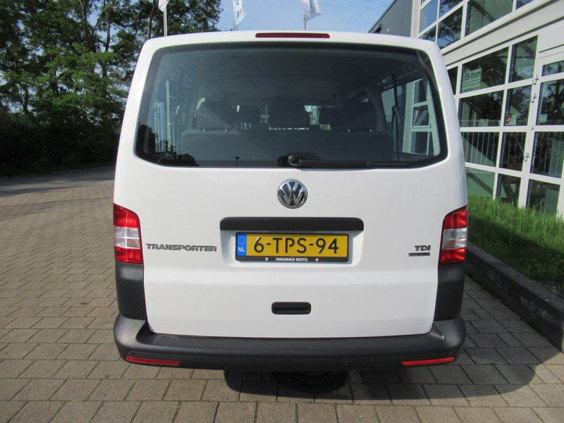 Volkswagen Transporter Kombi T5 2.0 TDI 62KW L2H1 Comf. 9-Personen - صغيرة, ميكروباص: صور 4 Volkswagen Transporter Kombi T5 2.0 TDI 62KW L2H1 Comf. 9-Personen - صغيرة, ميكروباص: صور 4