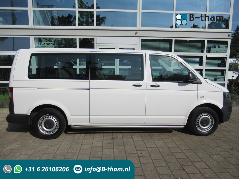 Volkswagen Transporter Kombi T5 2.0 TDI 62KW L2H1 Comf. 9-Personen - صغيرة, ميكروباص: صور 1 Volkswagen Transporter Kombi T5 2.0 TDI 62KW L2H1 Comf. 9-Personen - صغيرة, ميكروباص: صور 1