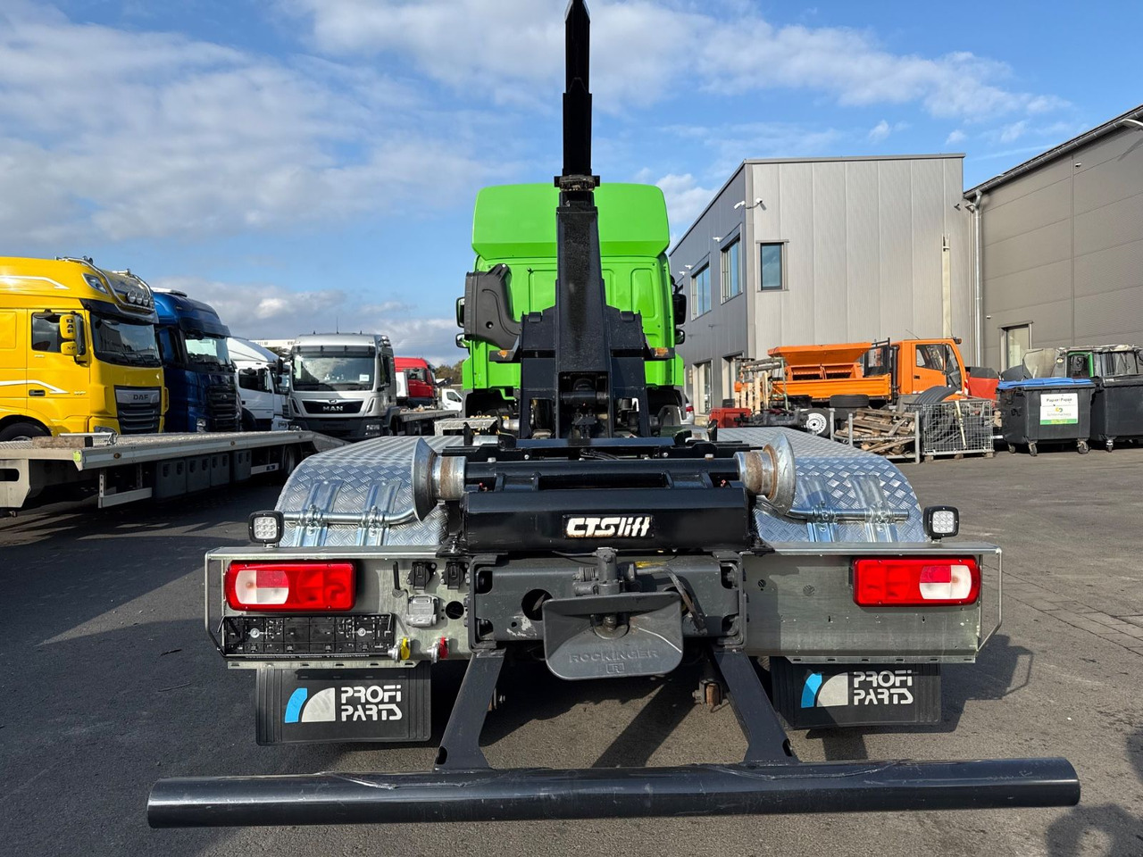 DAF CF 480 + 2023 CTS Lift Retarder/Lift-Lenk/SSC - شاحنة ذات الخطاف: صور 4 DAF CF 480 + 2023 CTS Lift Retarder/Lift-Lenk/SSC - شاحنة ذات الخطاف: صور 4