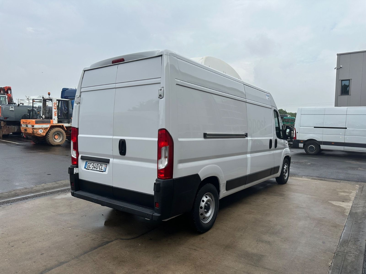 Fiat Ducato Isberg Pharma-Kühler -30°C/4°C/22°C - الشاحنات الصغيرة المبردة: صور 5 Fiat Ducato Isberg Pharma-Kühler -30°C/4°C/22°C - الشاحنات الصغيرة المبردة: صور 5