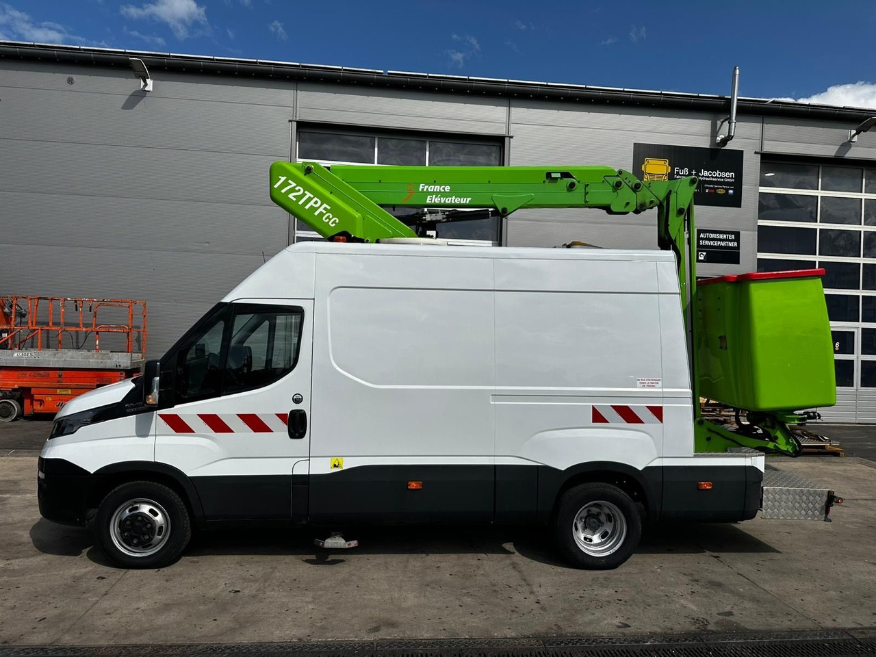 Iveco Daily 50C18 Hi-Matic/17m/Euro6/2-Punkt - مصاعد الازدهار محمولة على شاحنة: صور 2 Iveco Daily 50C18 Hi-Matic/17m/Euro6/2-Punkt - مصاعد الازدهار محمولة على شاحنة: صور 2