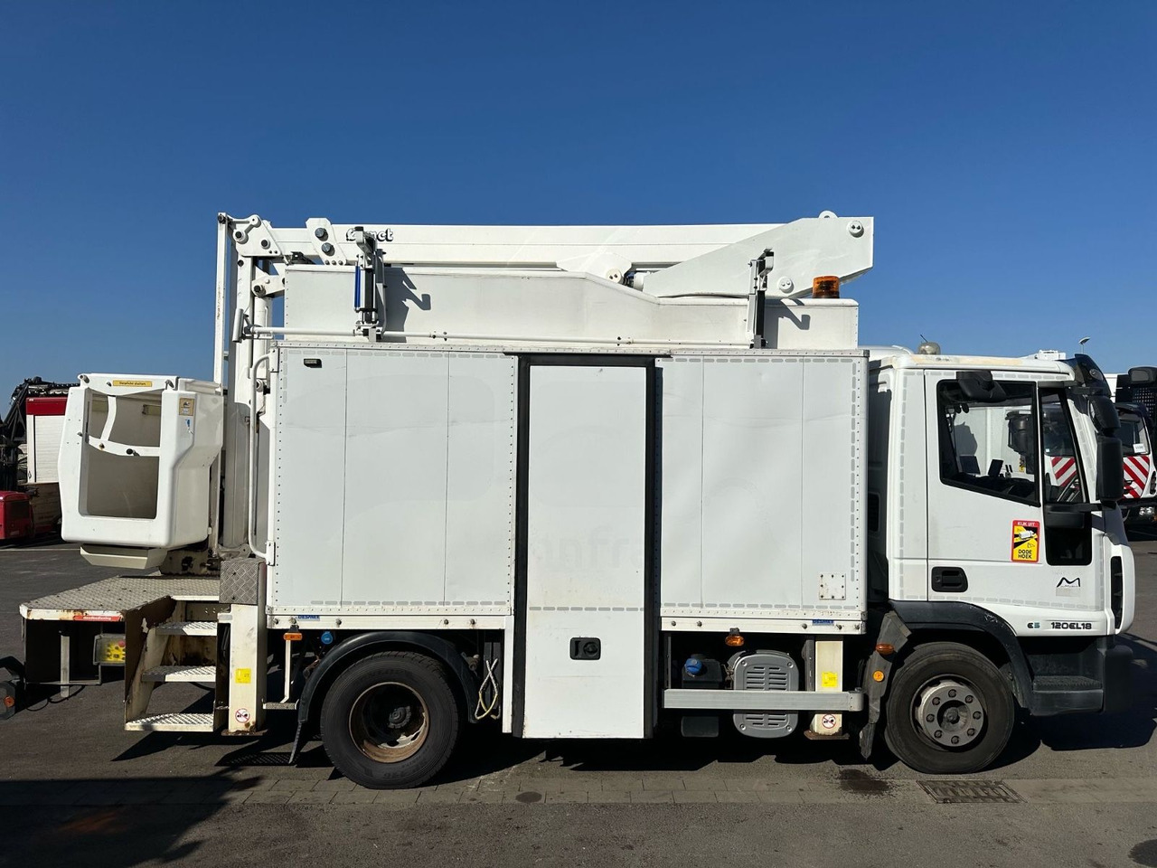 Iveco EuroCargo 120E18 + COMET 151TAL*Steiger - مصاعد الازدهار محمولة على شاحنة: صور 2 Iveco EuroCargo 120E18 + COMET 151TAL*Steiger - مصاعد الازدهار محمولة على شاحنة: صور 2