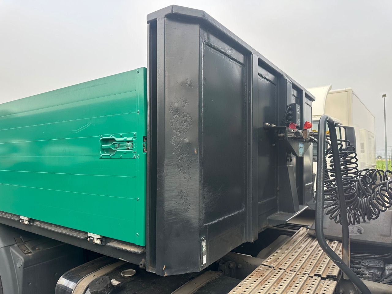 M & V Pritsche/ Plattform/ Langmaterial 12.8m - نصف مقطورة مسطحة: صور 2 M & V Pritsche/ Plattform/ Langmaterial 12.8m - نصف مقطورة مسطحة: صور 2