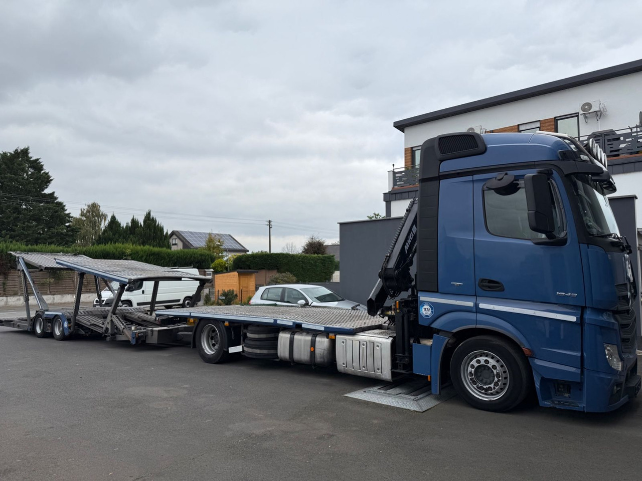 Mercedes-Benz Actros 1843 FVG 5-Zug / VDI 2700 / Kran MKG - شاحنة نقل سيارات شاحنة: صور 1 Mercedes-Benz Actros 1843 FVG 5-Zug / VDI 2700 / Kran MKG - شاحنة نقل سيارات شاحنة: صور 1