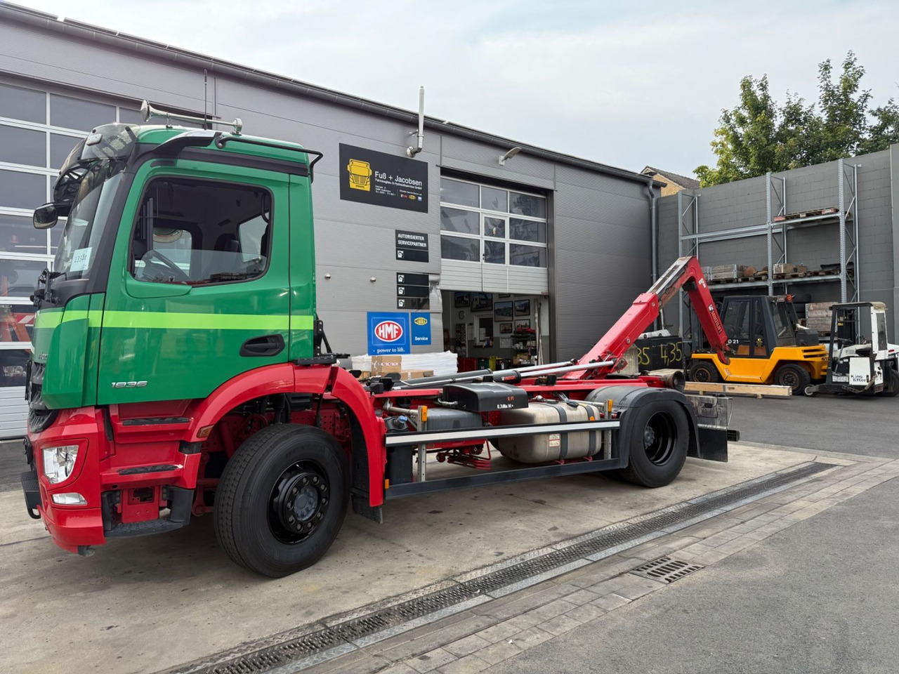 Mercedes-Benz Arocs 1836/10,7L/Hiab Ultima 14S/4x2/Autom./Top - شاحنة ذات الخطاف: صور 3 Mercedes-Benz Arocs 1836/10,7L/Hiab Ultima 14S/4x2/Autom./Top - شاحنة ذات الخطاف: صور 3