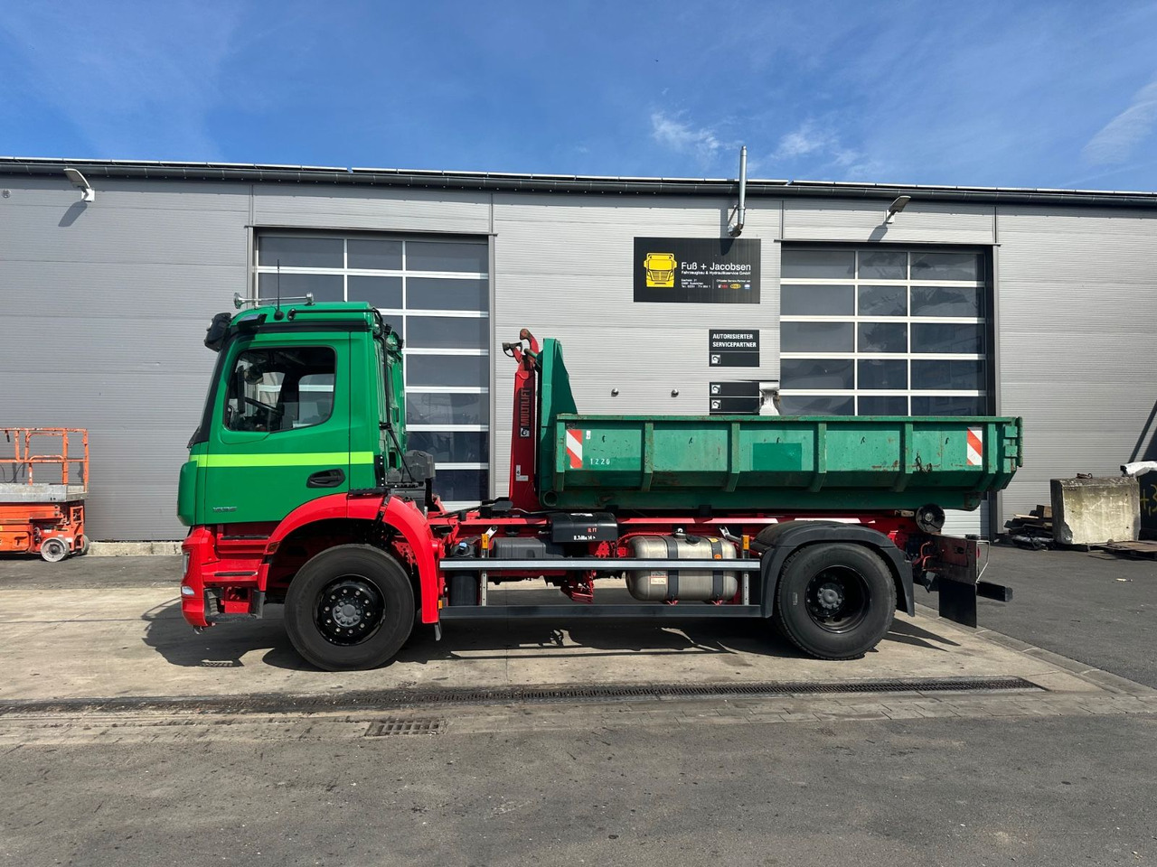 Mercedes-Benz Arocs 1836/10,7L/Hiab Ultima 14S/4x2/Autom. - شاحنة ذات الخطاف: صور 2 Mercedes-Benz Arocs 1836/10,7L/Hiab Ultima 14S/4x2/Autom. - شاحنة ذات الخطاف: صور 2