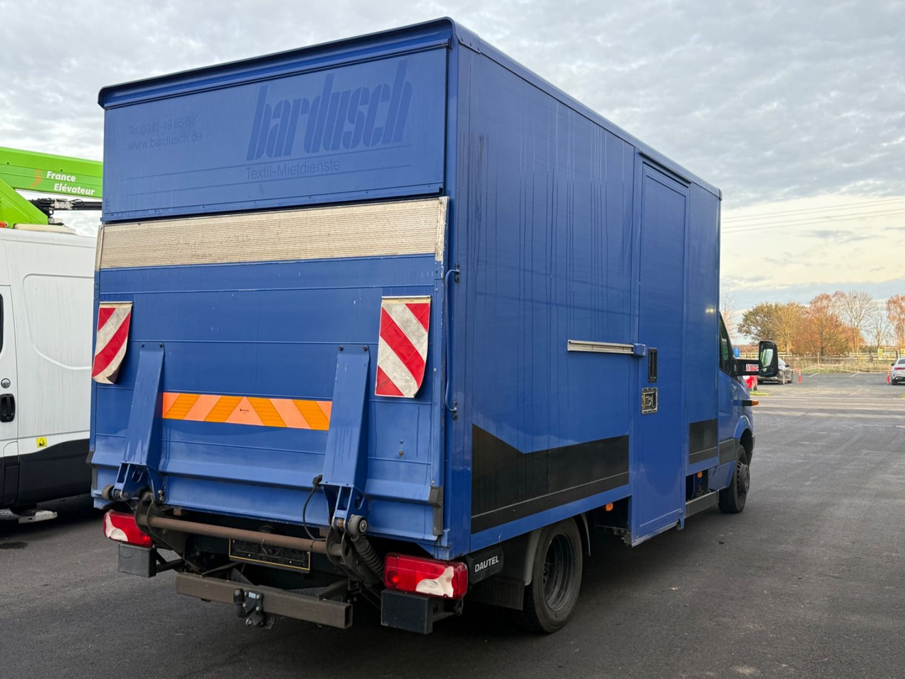 Mercedes-Benz Sprinter II 513 cdi Koffer, Lbw, Ahk, Winde - الشاحنات الصغيرة صندوق مغلق: صور 4 Mercedes-Benz Sprinter II 513 cdi Koffer, Lbw, Ahk, Winde - الشاحنات الصغيرة صندوق مغلق: صور 4