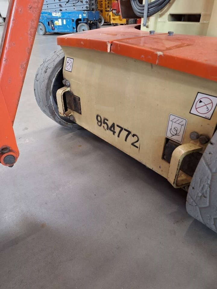 JLG Toucan 10 E - الرأسي رفع الصاري: صور 2 JLG Toucan 10 E - الرأسي رفع الصاري: صور 2