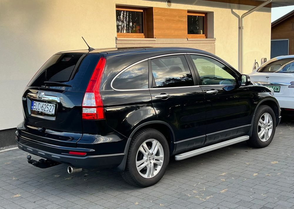 Honda CR-V 2.0 Elegance Lifestyle - سيارة دفع رباعي: صور 2 Honda CR-V 2.0 Elegance Lifestyle - سيارة دفع رباعي: صور 2