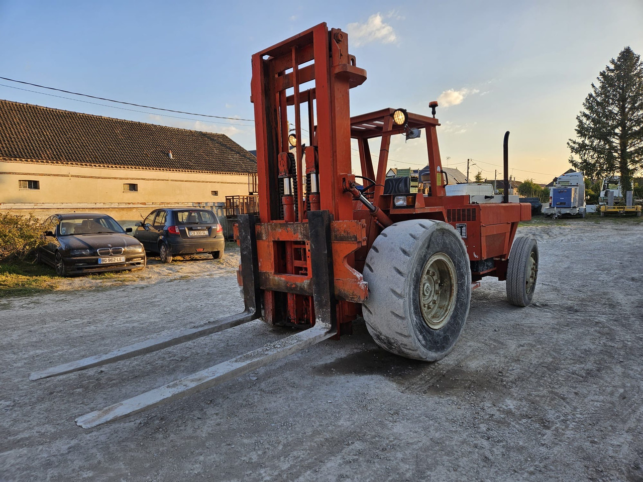 MANITOU MC80 F - رافعة شوكية ديزل: صور 1 MANITOU MC80 F - رافعة شوكية ديزل: صور 1
