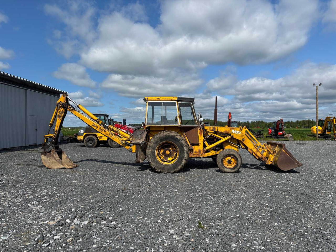 Massey Ferguson 50 B Backhoe - حفار متعدد الاستخدام: صور 4 Massey Ferguson 50 B Backhoe - حفار متعدد الاستخدام: صور 4