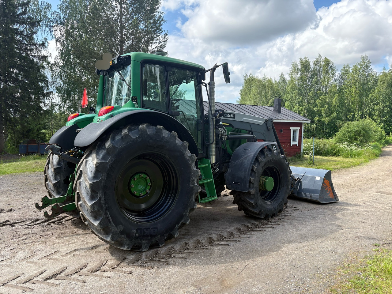 Tractor John Deere 6620 AutoPowr - جرار: صور 3 Tractor John Deere 6620 AutoPowr - جرار: صور 3